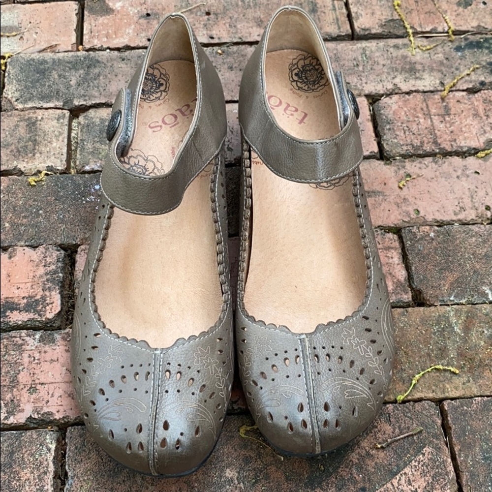Taos Leather Mary Janes - Picture 2 of 5